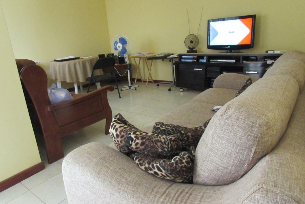 Rooming House Espargos Ngoại thất bức ảnh